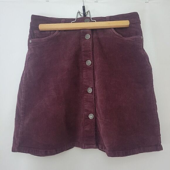 Noisy May Maroon Corduroy Mini Skirt - Picture 2 of 10